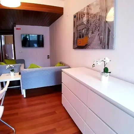 בית הארחה Room In Apartment - Theorynomad Quarto Duplo Central
