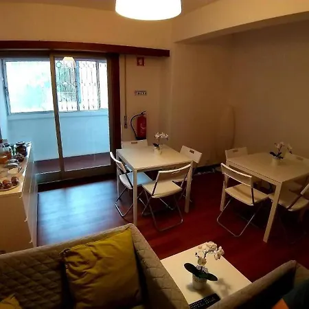 بيت ضيافة Room In Apartment - Theorynomad Quarto Duplo Central Lisboa