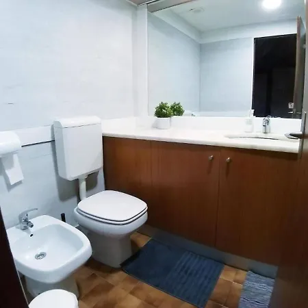 Room In Apartment - Theorynomad Quarto Duplo Central Lisboa