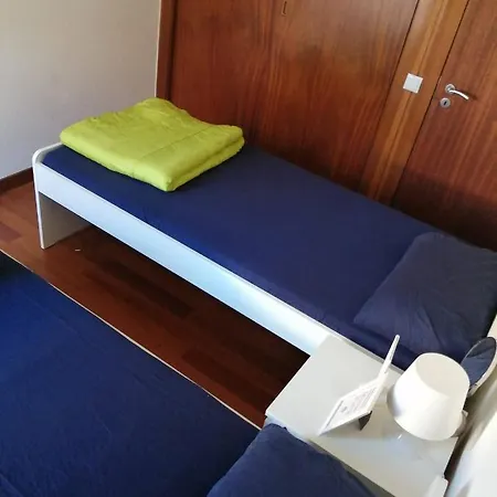 Room In Apartment - Theorynomad Quarto Duplo Central *