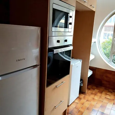 Room In Apartment - Theorynomad Quarto Duplo Central Penzion